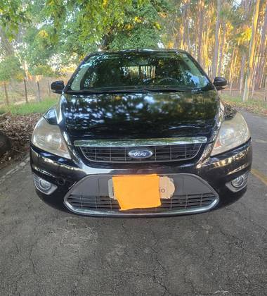 FORD FOCUS 1.6 GL 8V FLEX 4P MANUAL FORD FOCUS 1.6 GL 8V FLEX 4P MANUAL